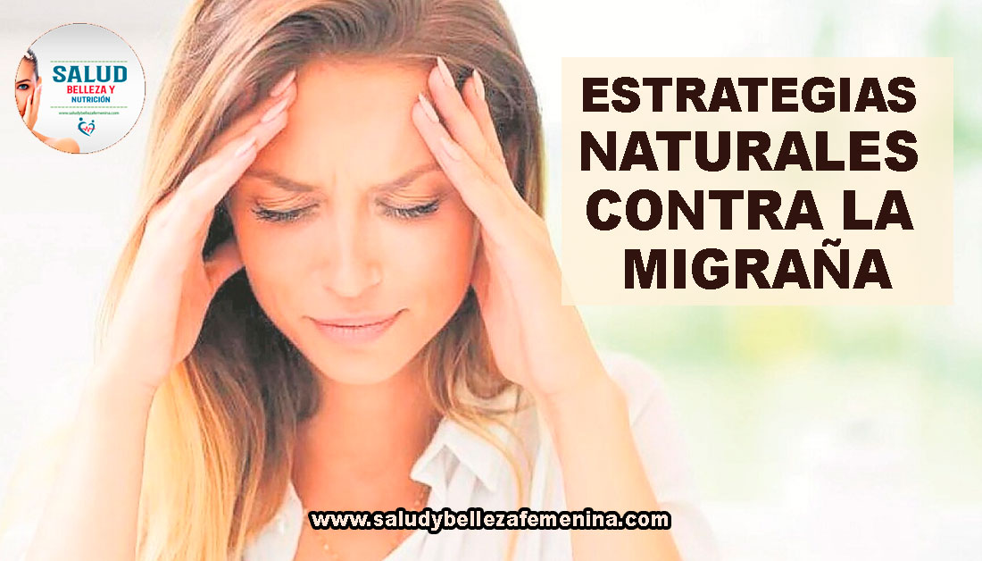 Imagen de mujer aliviando la migraña con terapias naturales